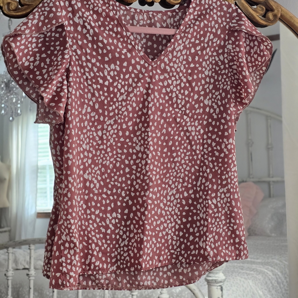 Elegant Pink Flutter Sleeve Fitted Blouse